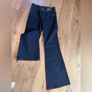 Women’s jeans - Flare/ wide leg
